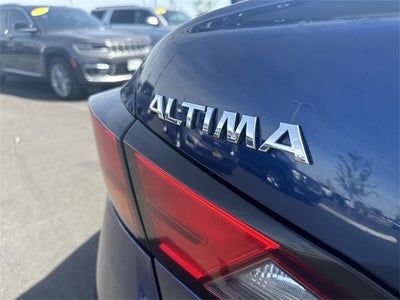 2021 Nissan Altima SR FWD